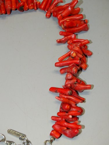 -COLLIER VINTAGE CORAIL ROUGE MARYLIN MODE BIJOU ANCIEN COLLECTION BIJOUX