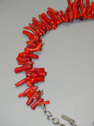 -COLLIER VINTAGE CORAIL ROUGE MARYLIN MODE BIJOU ANCIEN COLLECTION BIJOUX