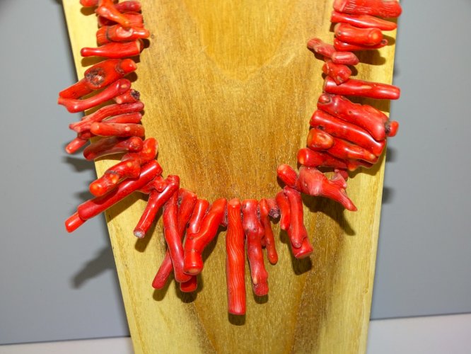 -COLLIER VINTAGE CORAIL ROUGE MARYLIN MODE BIJOU ANCIEN COLLECTION BIJOUX