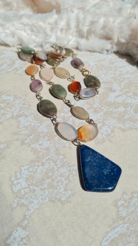 Collier vintage lithothérapie pierres semi-précieuses