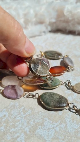 Collier vintage lithothérapie pierres semi-précieuses