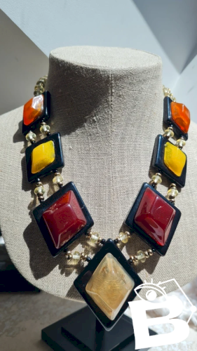 Collier vintage oversize années 60/70 en plastique