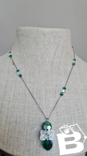collier vintage  perles en verre strass