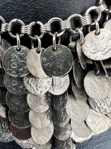 Collier vintage vers 1970 Plastron - Motif Triskèle Sicile - Design- Mode