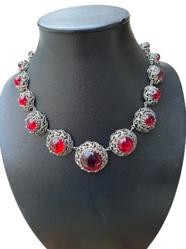 Collier vintage Yves Saint-Laurent Haute couture Statement Necklace French Brand