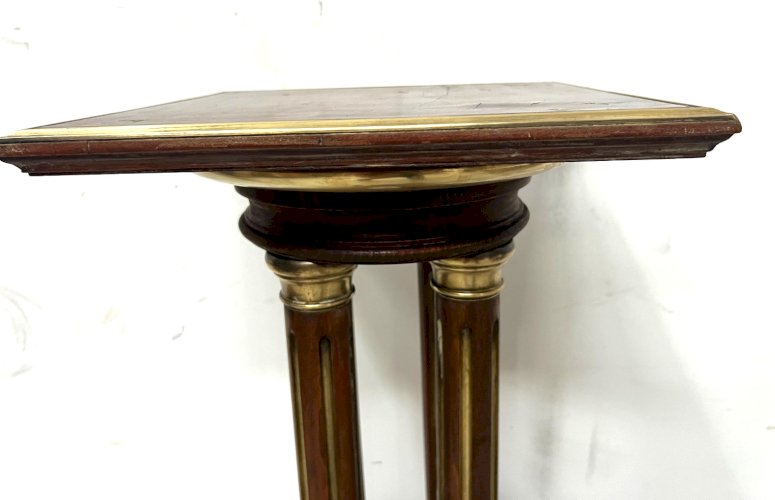 Colonne de présentation Napoléon III en acajou XX siècle