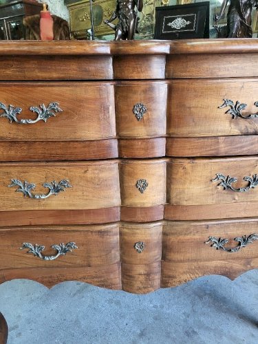 COMMODE 3 TIROIRS ARBALETTE LOUIS XV EN NOYER DE 1960