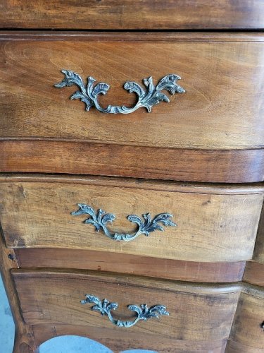 COMMODE 3 TIROIRS ARBALETTE LOUIS XV EN NOYER DE 1960