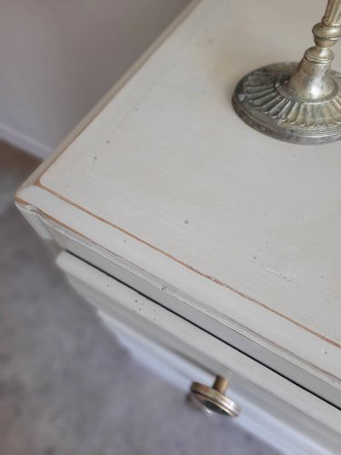 Commode Art Déco blanche patinée