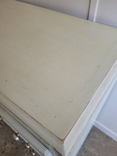 Commode Art Déco blanche patinée