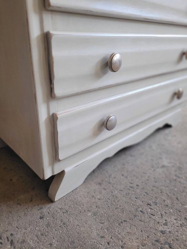 Commode Art Déco blanche patinée