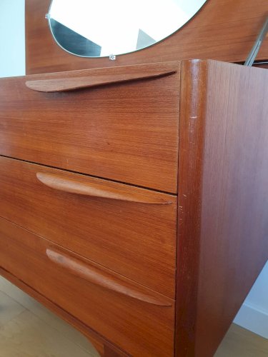 Commode / coiffeuse design scandinave vintage