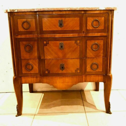 Commode A Ressaut Central En Bois d'Amarante Et Bois De Rose