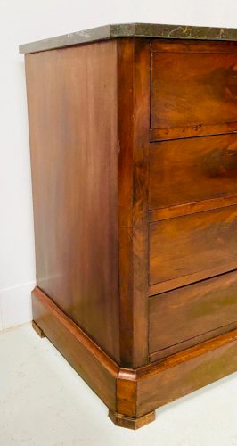 Commode en acajou de style Louis Philippe XIX siècle