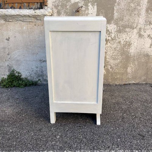 Commode en bois peint en blanc