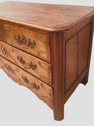 Commode Louis XIV en merisier massif XVIII siècle