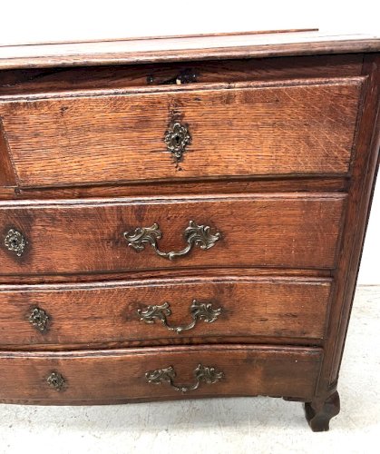 Commode Louis XV en chene massif du XVIII siècle