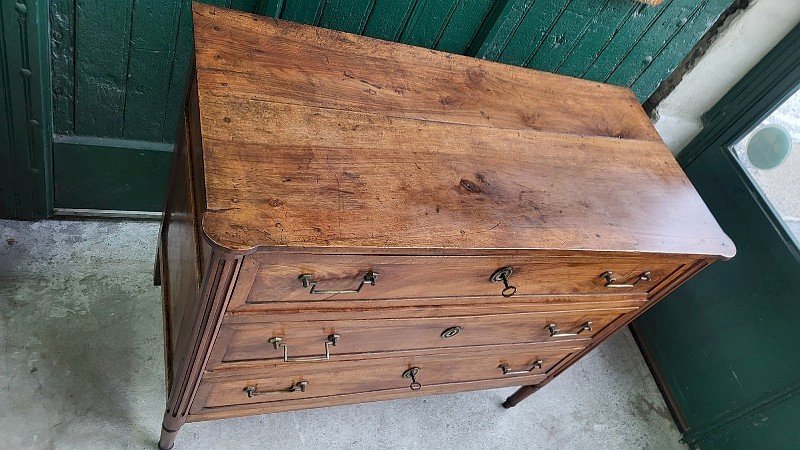 COMMODE LOUIS XVI EN NOYER 3 TIROIRS DU XIX ème SIECLE