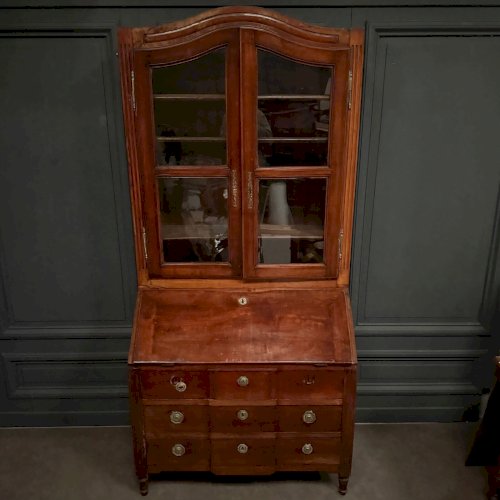 Commode scriban en acajou XVIIIe travail de port nantais L9030