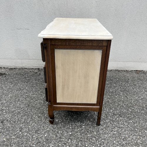 Commode