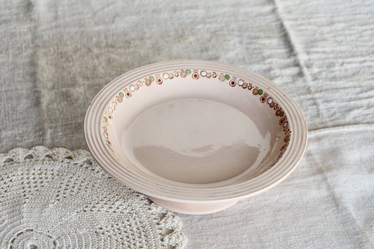 Compotier ancien Longwy en faïence rose - Série Betty - Décor Art Déco