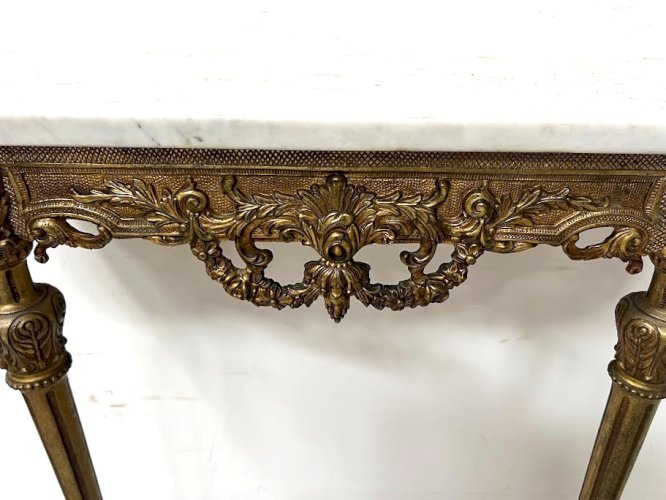 Console de style Louis XVI en bronze ciselé XX siècle