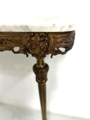 Console de style Louis XVI en bronze doré XX siècle