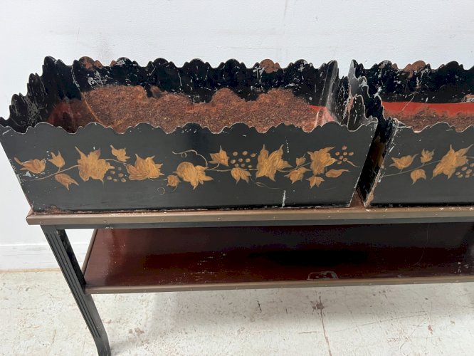 Console et jardinière en bois et tole laquée XX siècle