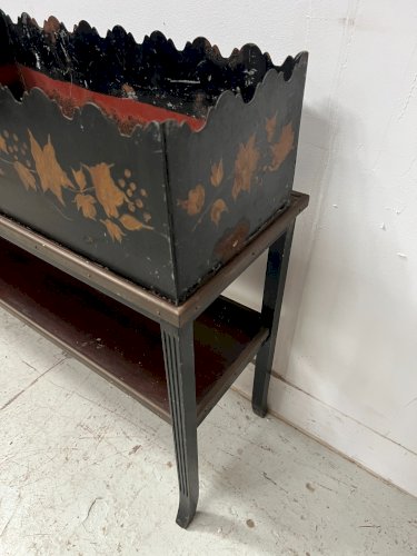 Console et jardinière en bois et tole laquée XX siècle