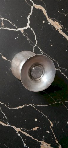 Coquetier en métal argenté