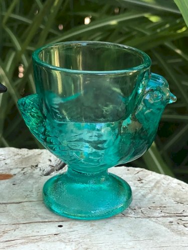Coquetiers vintage en verre en forme de poule
