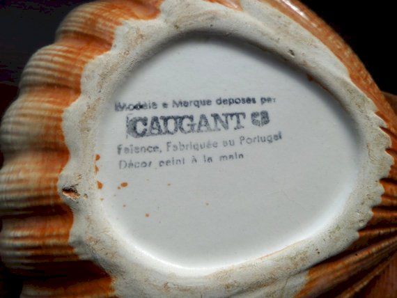 Coquille St Jacques en Faïence signé Michel Caugant