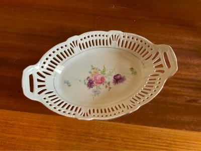 Corbeille à fruit en porcelaine ancienne