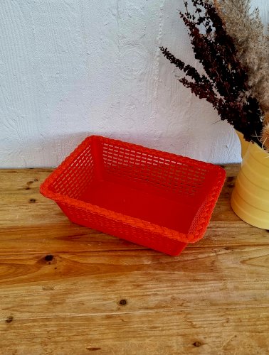 Corbeille en plastique orange vintage