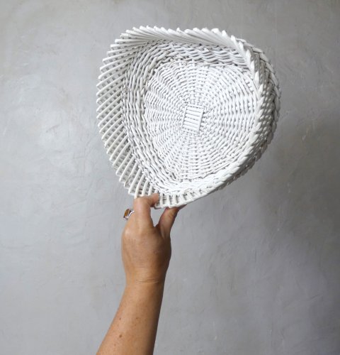 corbeille vide poche panier en rotin forme cœur vintage