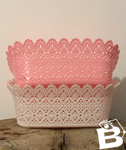 Corbeilles roses et blanches style dentelle