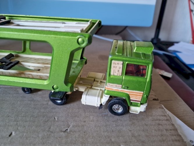 Corgi major.Ford truck  transport autos