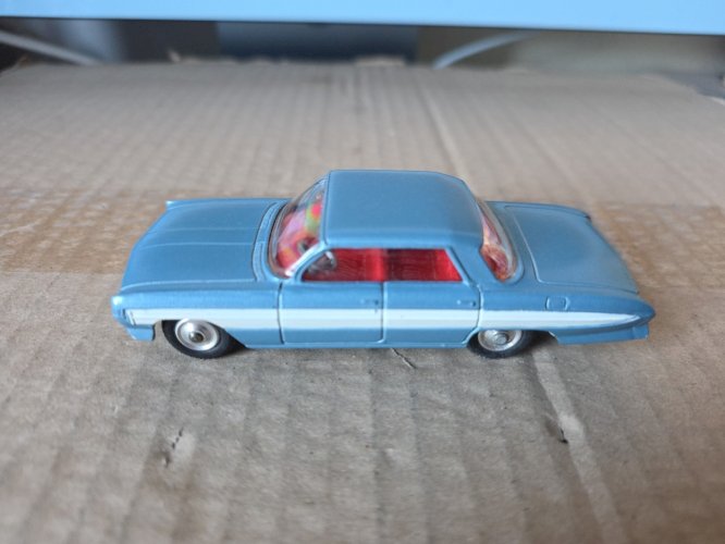 Corgi Toys SB 1/43 - Oldsmobile Super 88 Bleue- TBE