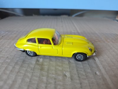 Corgi Toys - V12 Jaguar E Type 2+2 - Corgi Miniature 1/43- TBE