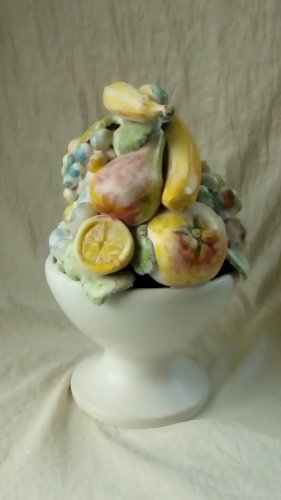 COUPE A FRUIT EN CERAMIQUE TROMPE ŒIL NATURE MORTE LUCIEN NEUQUELMAN PARIS*