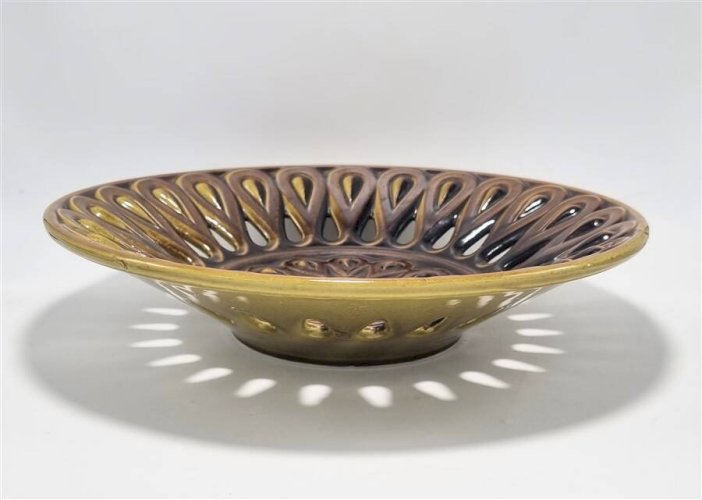 Coupe à fruits en barbotine