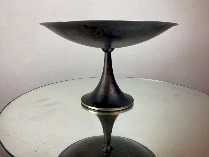 Coupe à fruits sur piédouche par Jean DUNAND (1877-1942) dinanderie Art Déco