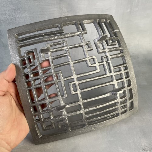 Coupe centre de table corbeille a fruit vide poche en aluminium décor ajouré