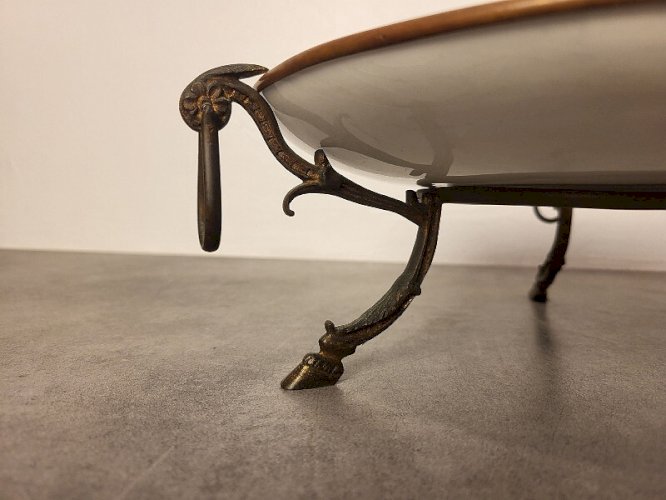 COUPE CENTRE DE TABLE EN BRONZE ET FAÏENCE