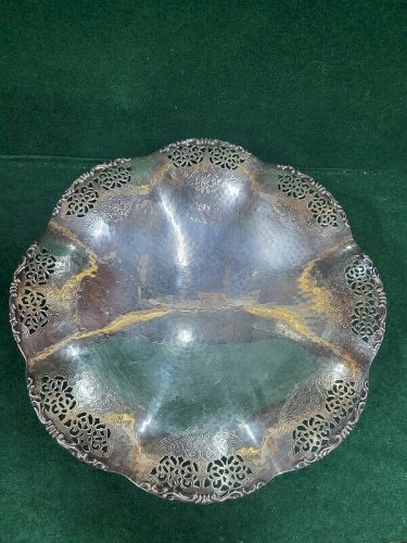 COUPE CENTRE DE TABLE EN METAL ARGENTE