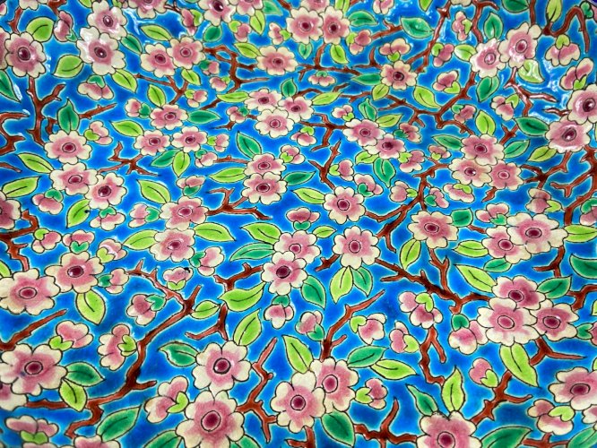 Coupe creuse circulaire en faïence émaillée de Longwy