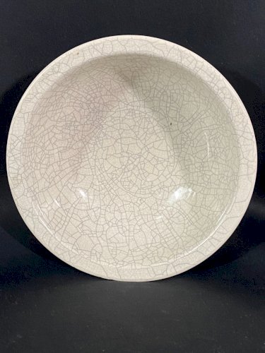 Coupe creuse de service saladier faïence fine à glaçure finement craquelée Japon