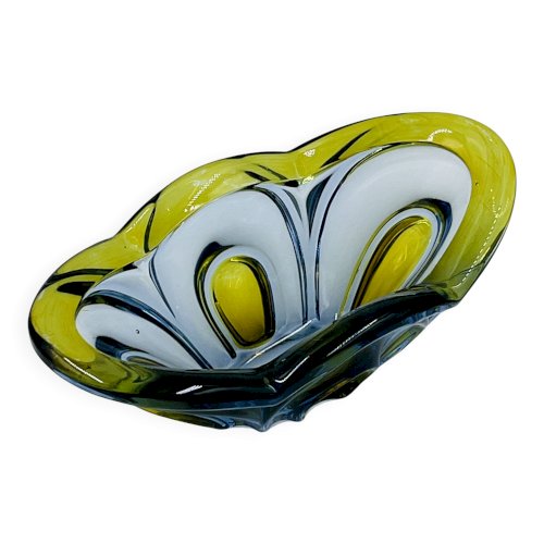 Coupe design en verre de Bohême Chribska