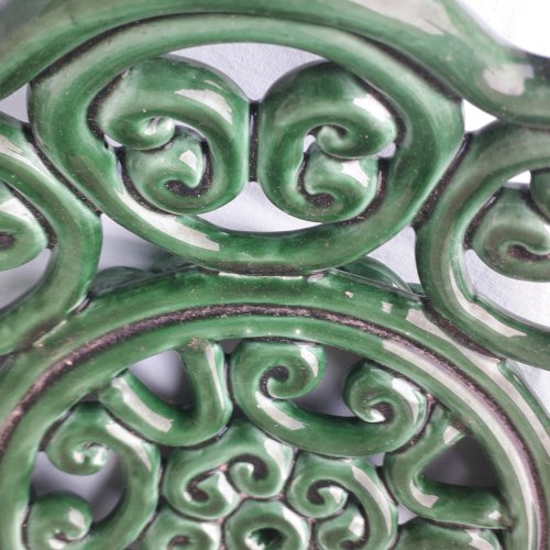 Coupe en céramique verte