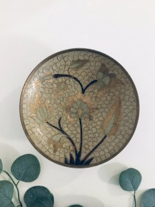 dot